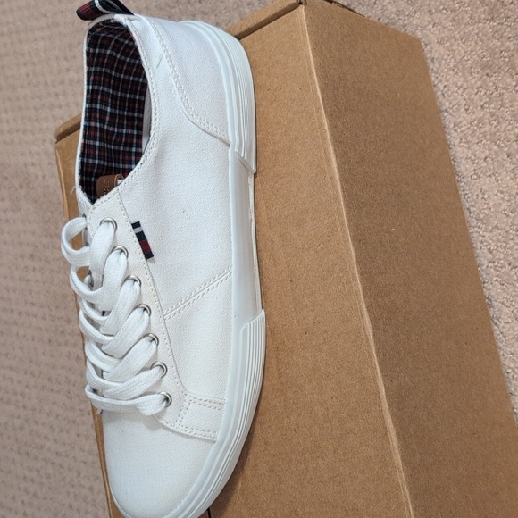 Ben Sherman Men's Bradford Washed Canvas Sneaker - White in Sz 9 - Picture 8 of 10